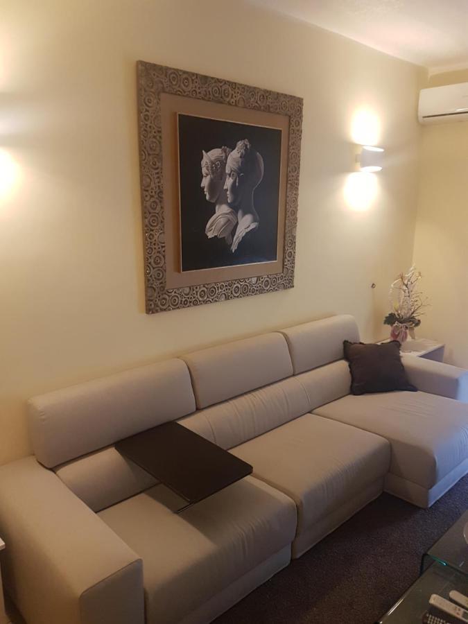 B&B Mary Grace Rossano Stazione Eksteriør bilde
