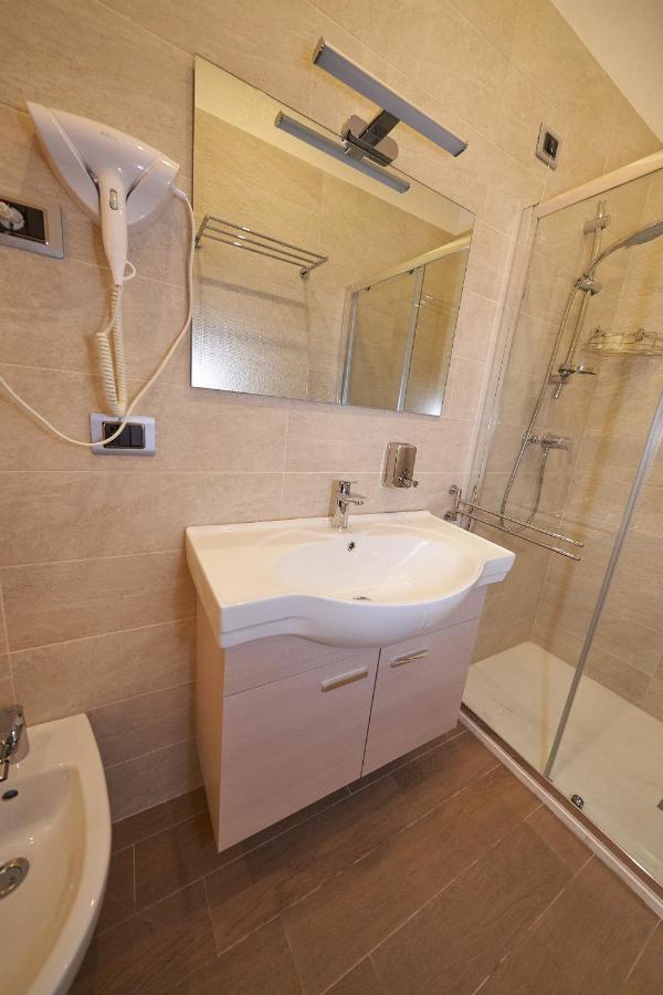 B&B Mary Grace Rossano Stazione Eksteriør bilde