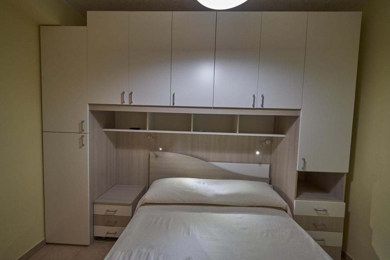 B&B Mary Grace Rossano Stazione Eksteriør bilde